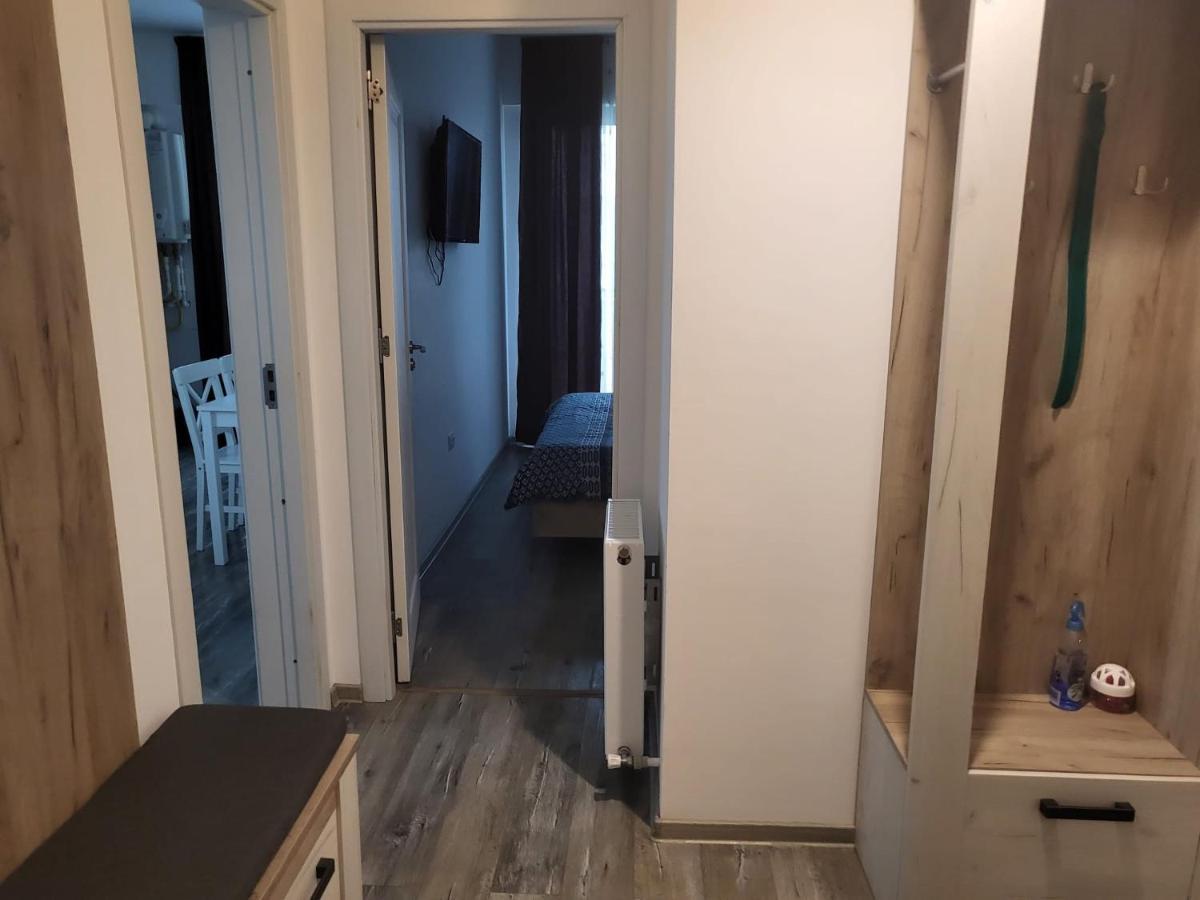 Apartamento Apartament Dem Radulescu Râmnicu Vâlcea Exterior foto